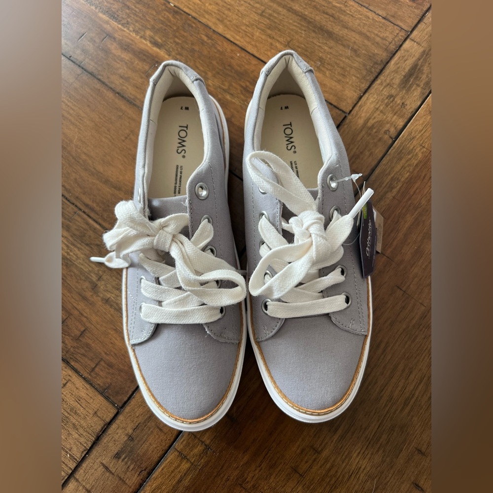 Toms Alex Canvas Laceup Sneaker